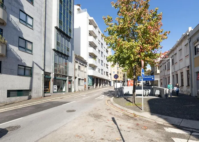 Travel And Live Faria Guimaraes 公寓